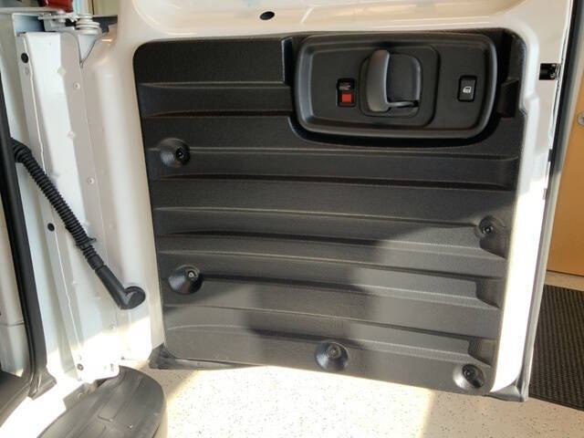 2025 Chevrolet Express 3500