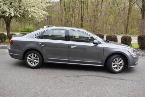 2017 Volkswagen Passat 1.8T S