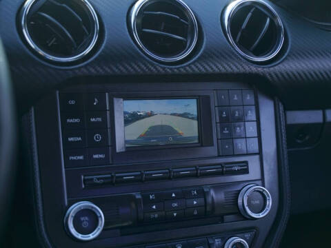 2017 Ford Mustang V6