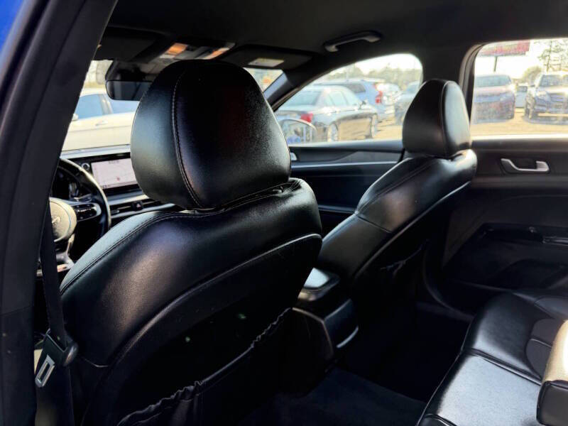 2022 Kia K5 GT-Line