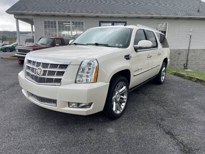 2013 Cadillac Escalade ESV Platinum Edition