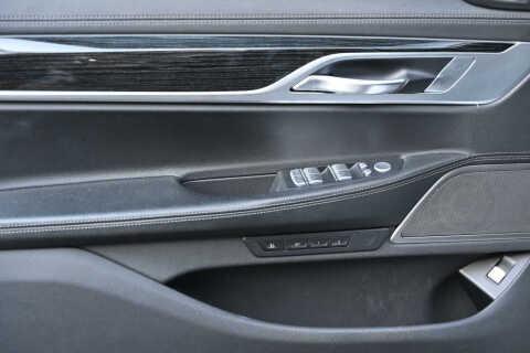 2019 BMW 7 Series 740i