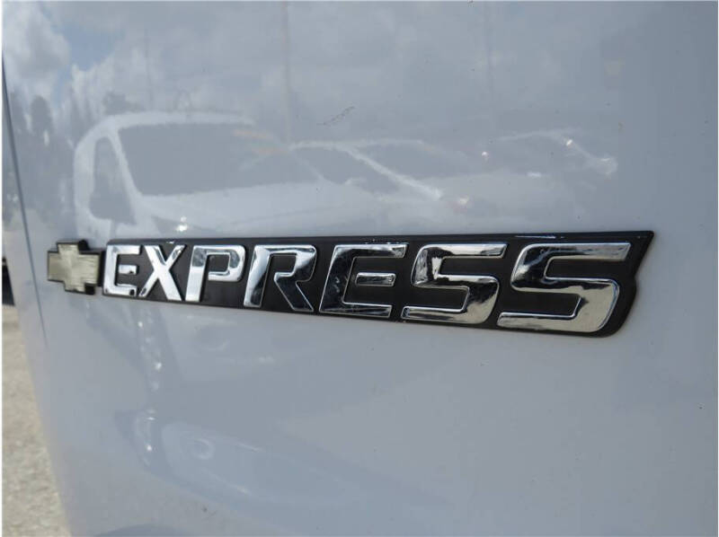 2018 Chevrolet Express 2500