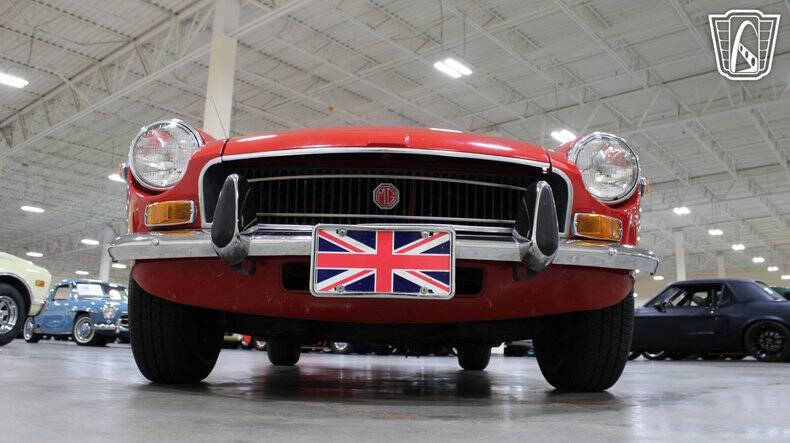 1972 MG B