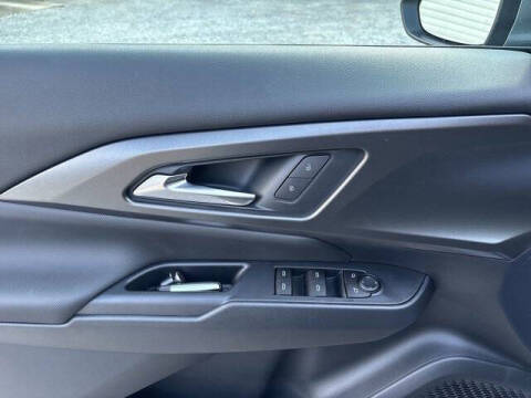 2026 Chevrolet Equinox EV LT 1