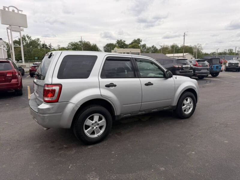 2010 Ford Escape XLS