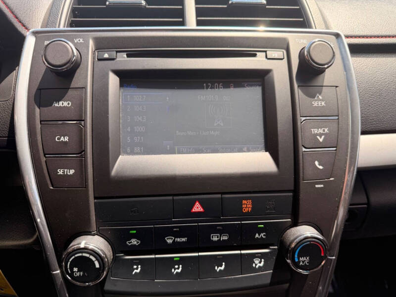 2017 Toyota Camry LE