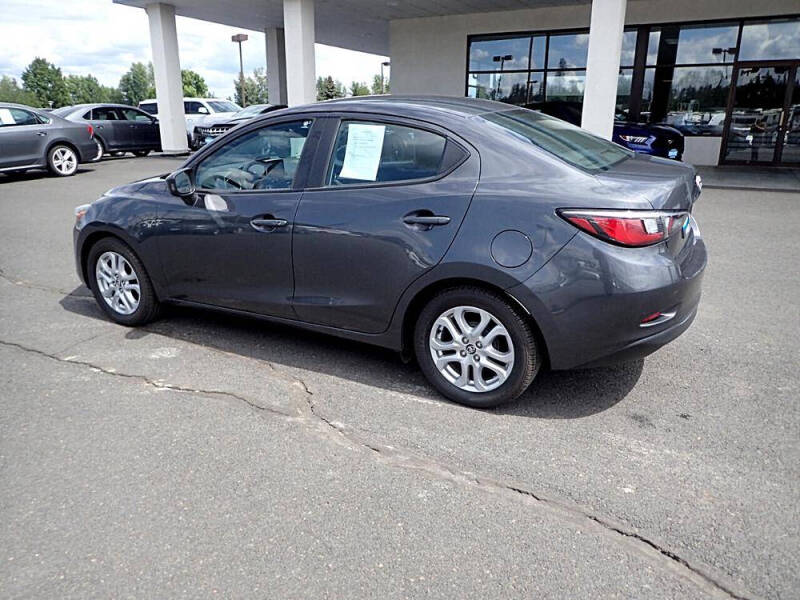 2017 Toyota Yaris iA