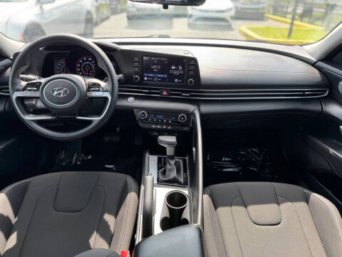 2023 Hyundai Elantra