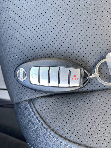 2017 Nissan Rogue Hybrid SL