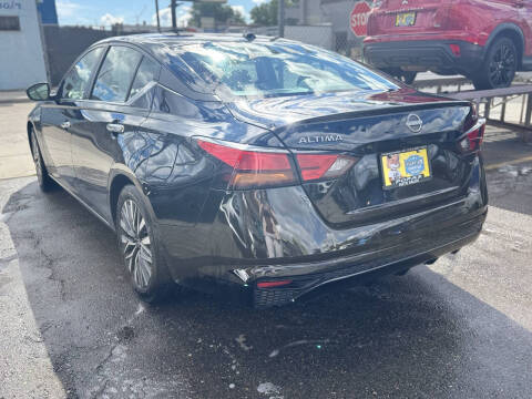 2024 Nissan Altima 2.5 SV