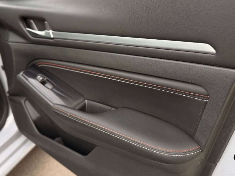 2023 Nissan Altima 2.0 SR