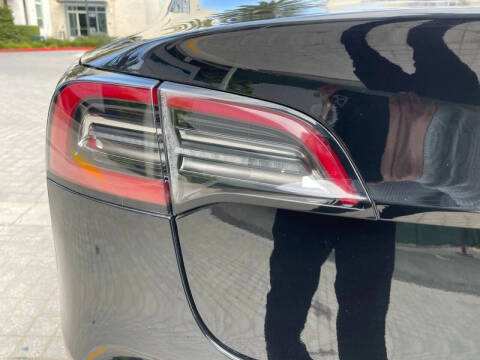 2020 Tesla Model 3 Standard Range Plus