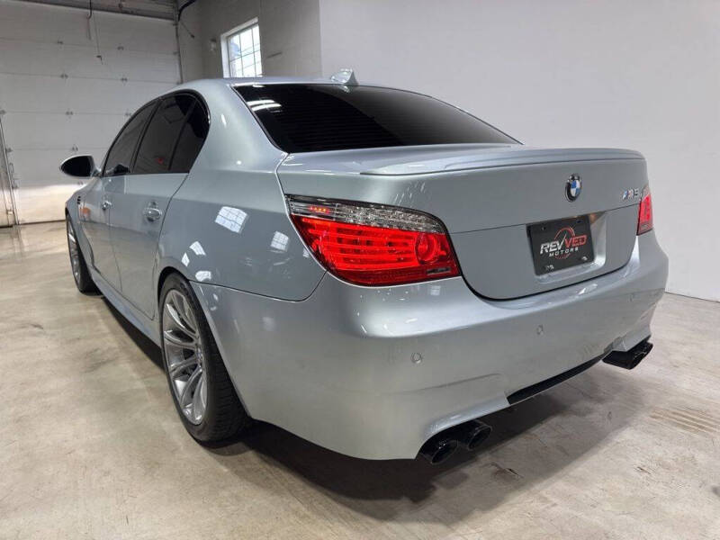 2010 BMW M5