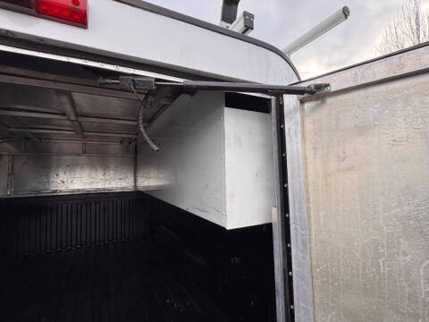 2016 Toyota Tacoma SR