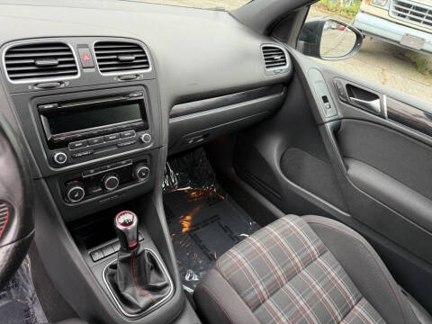 2012 Volkswagen GTI Base PZEV