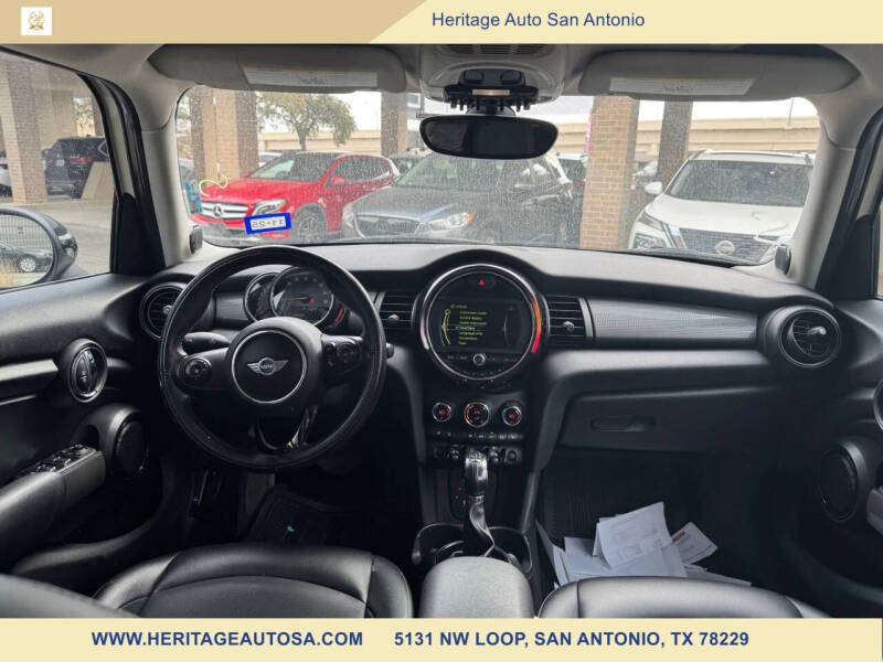2018 MINI Hardtop 4 Door Cooper