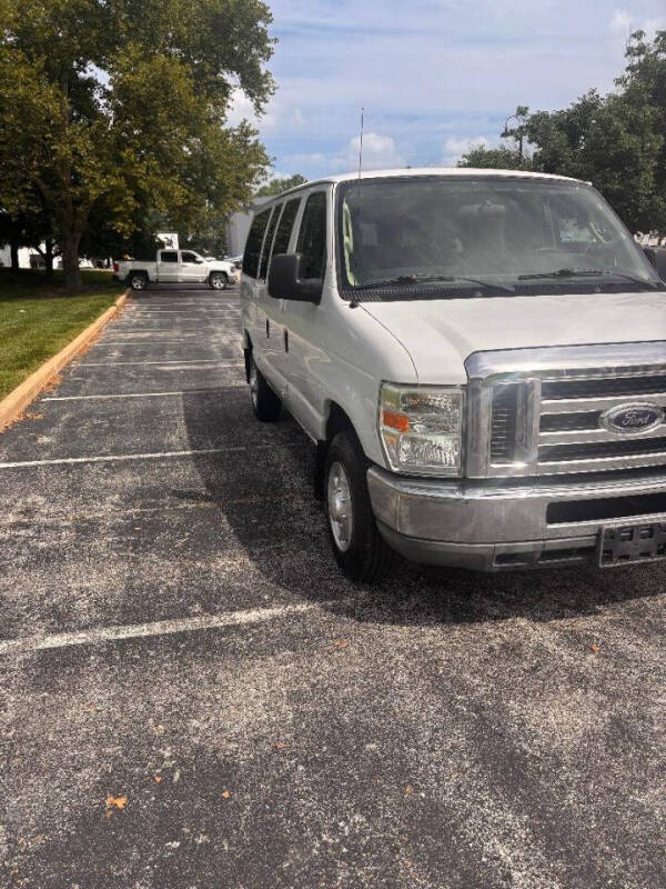 2010 Ford E-Series E-350 SD XLT