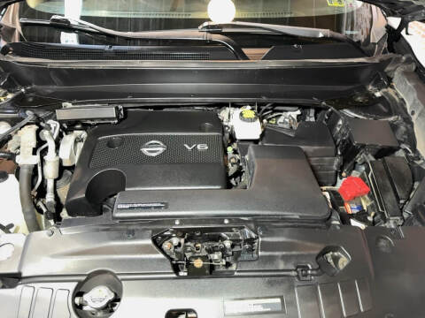 2016 Nissan Pathfinder SV