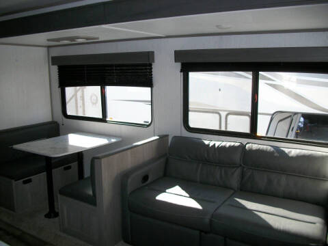 2022 Coleman Lantern Series 262BH