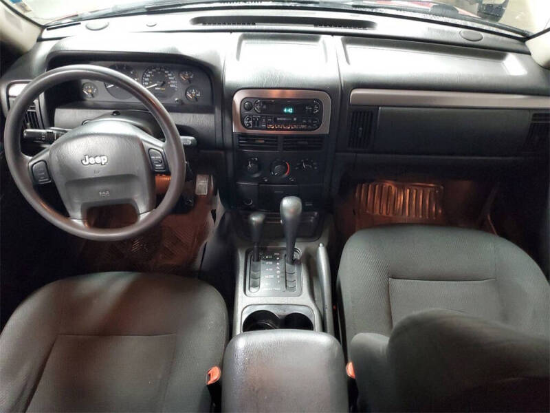 2002 Jeep Grand Cherokee Laredo
