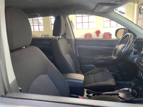 2017 Mitsubishi Outlander Sport ES