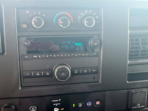 2025 GMC Savana 3500