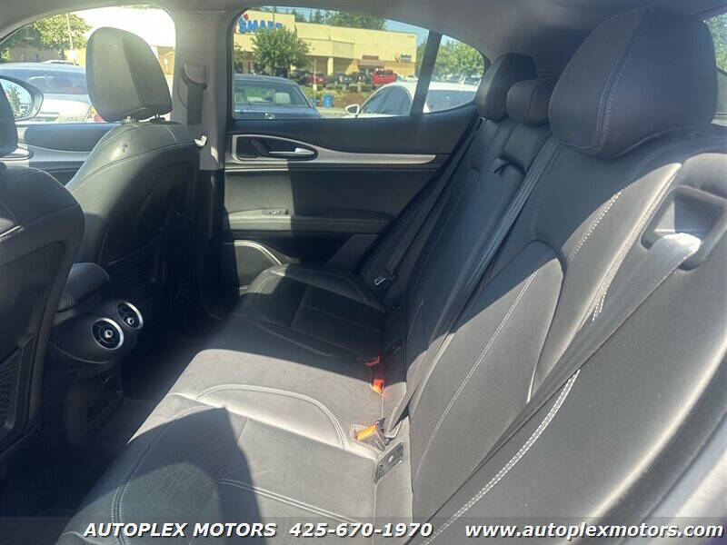 2018 Alfa Romeo Stelvio Sport