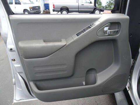 2015 Nissan Frontier S