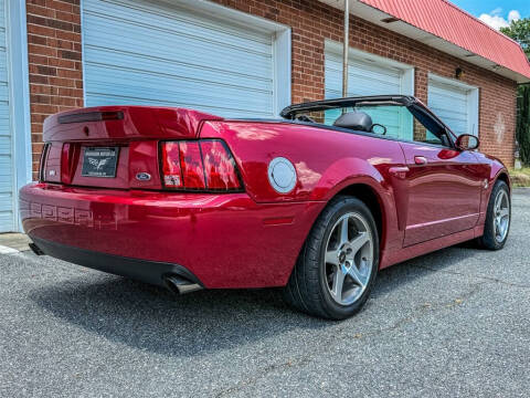 2004 Ford Mustang SVT Cobra