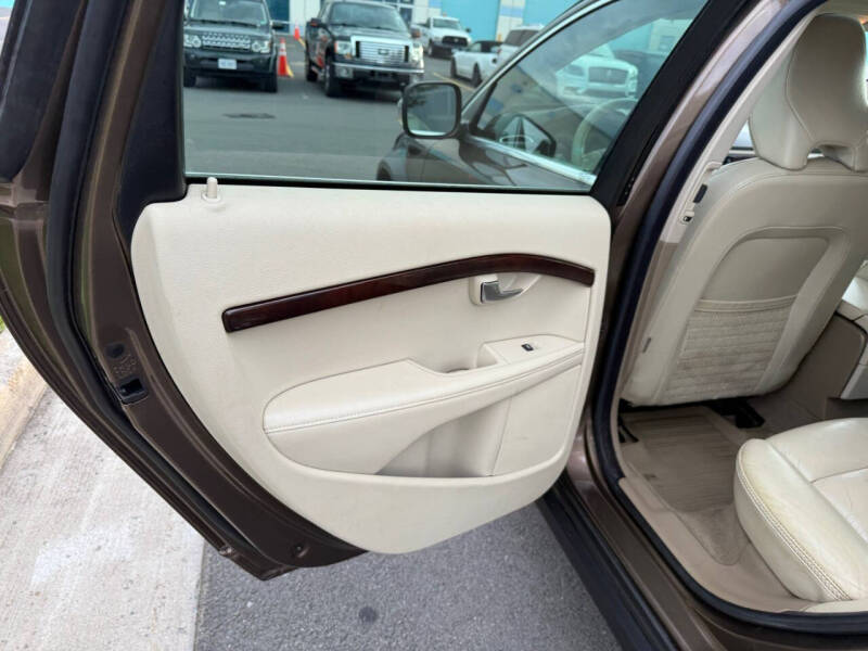 2013 Volvo XC70 3.2 Premier Plus