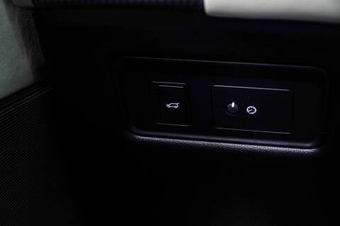 2020 Land Rover Range Rover Sport P525 HSE Dynamic