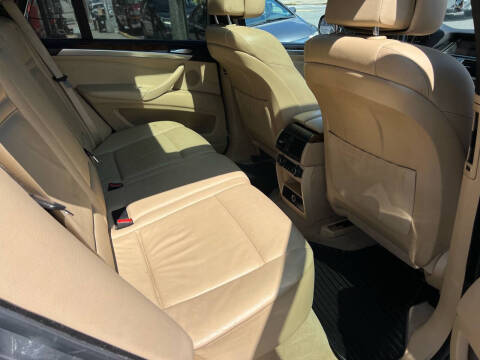 2009 BMW X5 xDrive30i