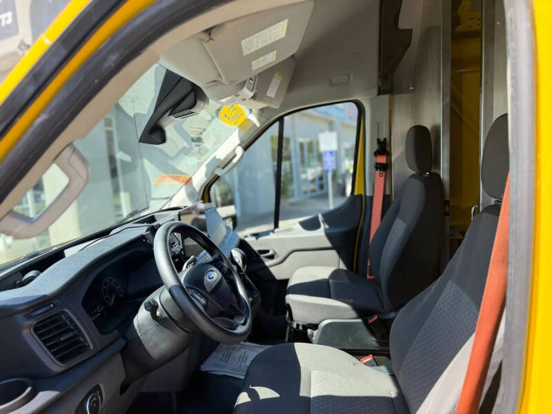 2022 Ford Transit 250
