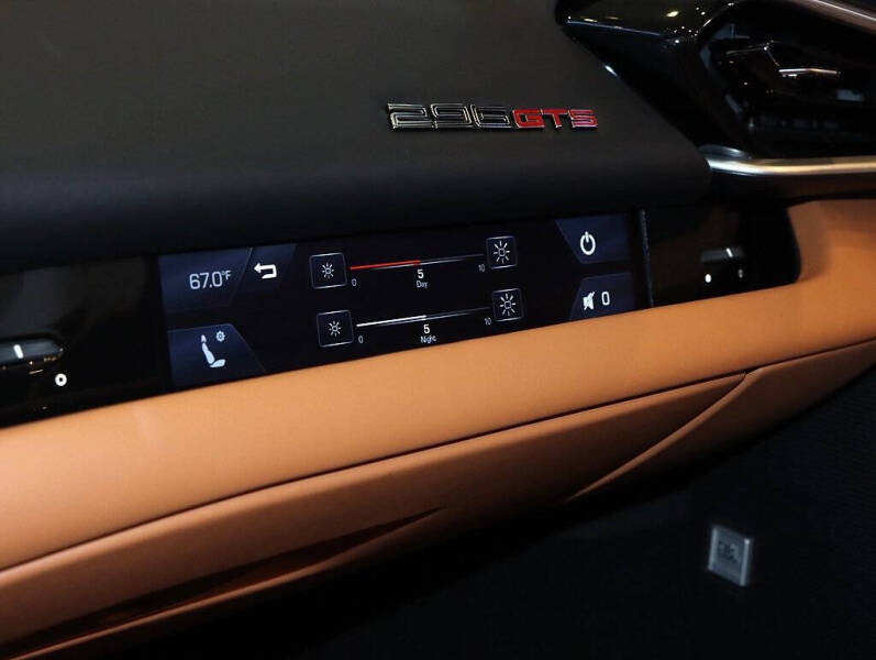 2024 Ferrari 296 GTS