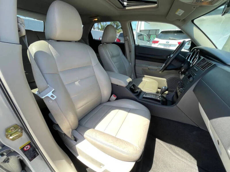 2005 Dodge Magnum SXT