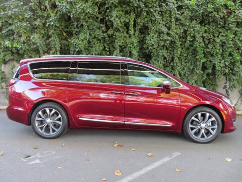 2017 Chrysler Pacifica