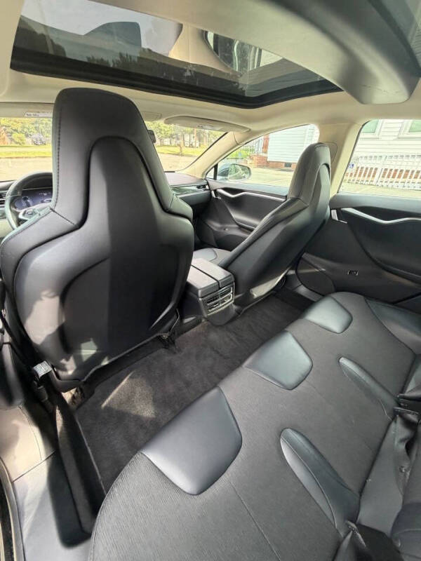 2013 Tesla Model S