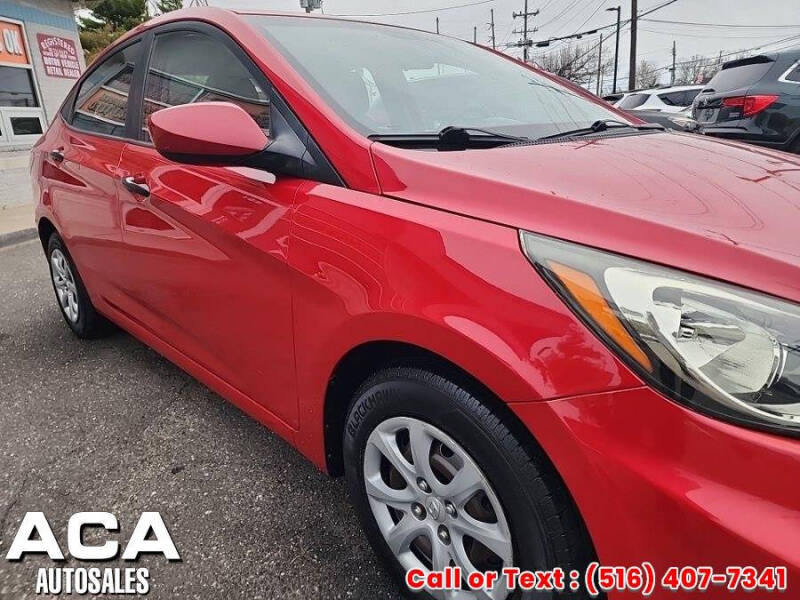 2012 Hyundai Accent GLS