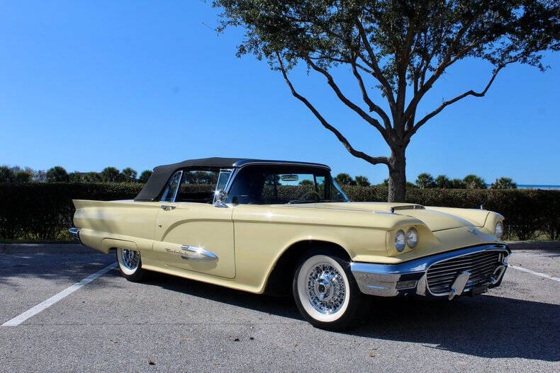 1959 Ford Thunderbird