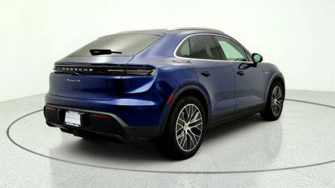 2025 Porsche Macan 4S Electric