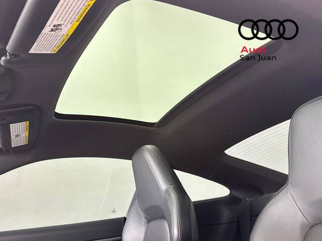 2021 Porsche 911 Carrera