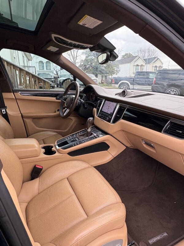2018 Porsche Macan S