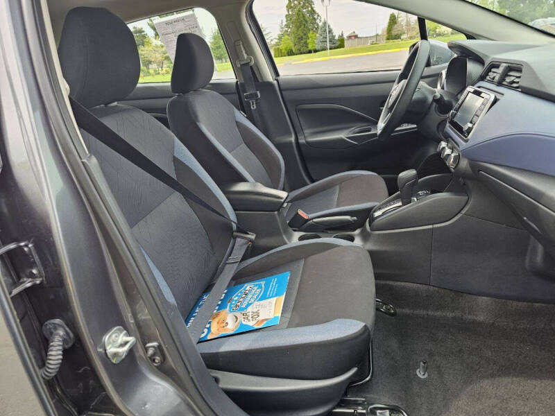 2024 Nissan Versa SV