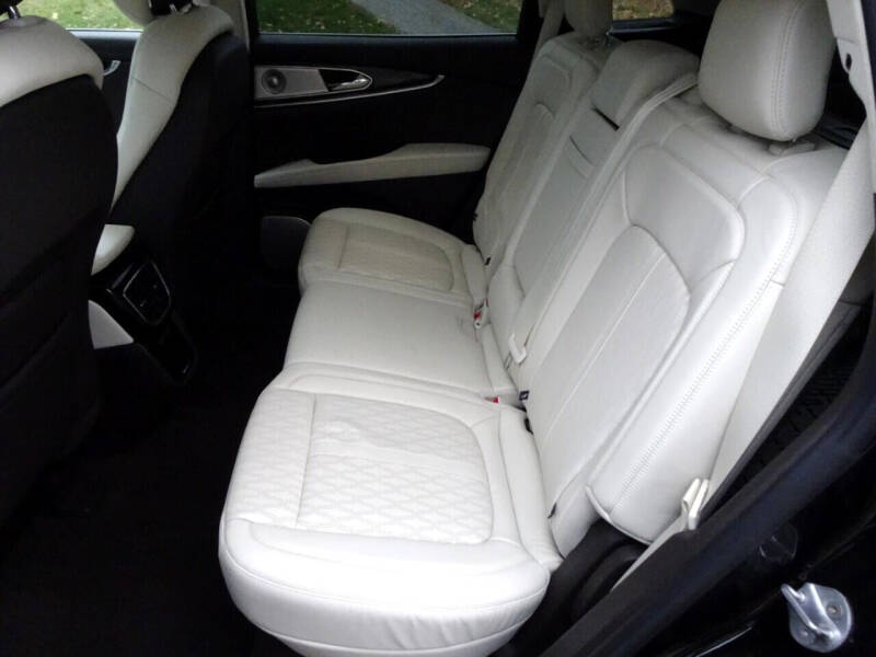 2021 Lincoln Nautilus Black Label