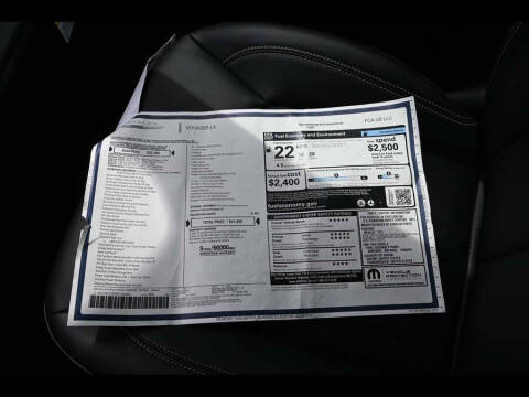 2025 Chrysler Voyager LX