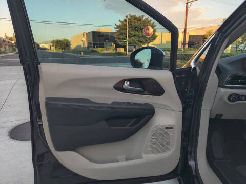 2017 Chrysler Pacifica Limited