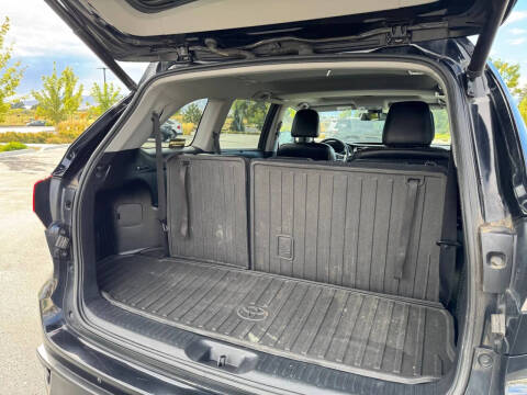 2017 Toyota Highlander