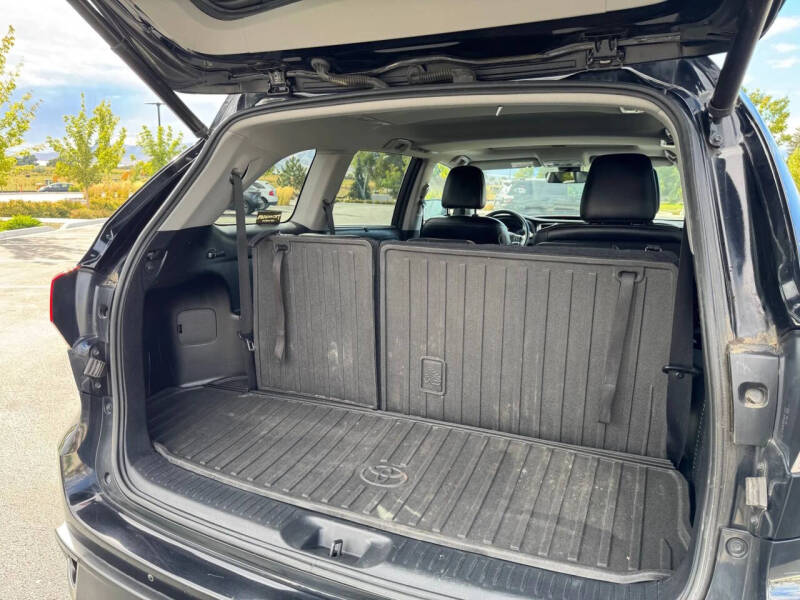 2017 Toyota Highlander