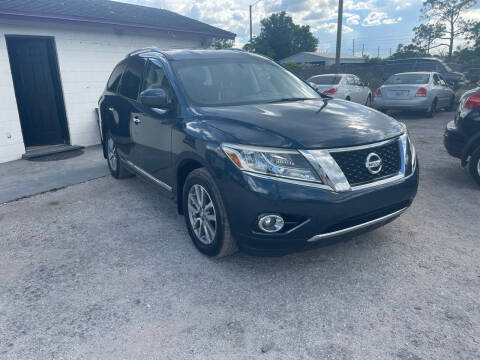 2015 Nissan Pathfinder for sale at Excellent Autos of Orlando in Orlando FL